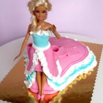 Tort suknia Barbie